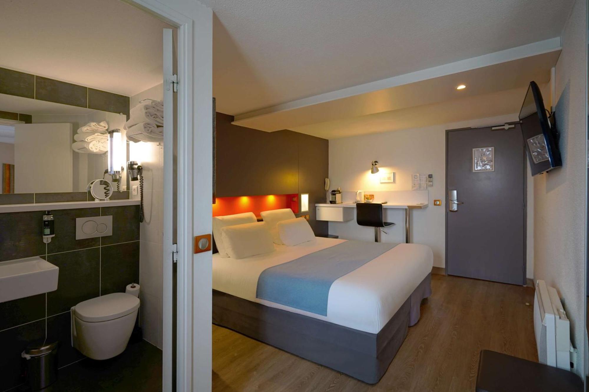 גויאנקורט Hotel Best Western The Wish Versailles מראה חיצוני תמונה